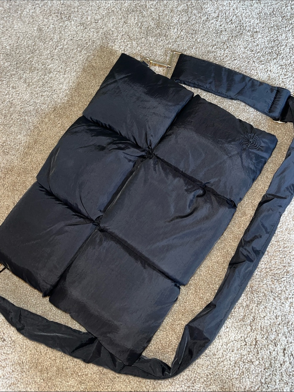 Quilted Puffer Crossbody laptop Bag in Black